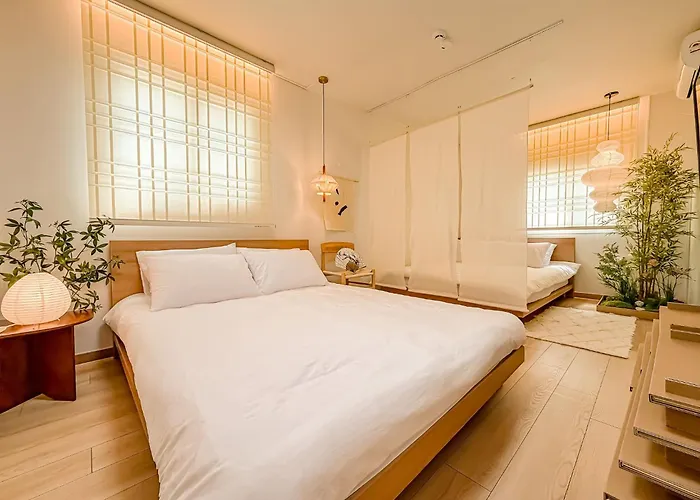 アパート Jongno, Naksan Park, Gwanghwamun, Hyehwa, Bukchon Hanok Village, Samcheong Cafe Street