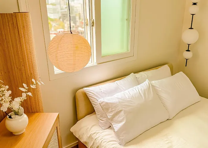 アパート Jongno, Naksan Park, Gwanghwamun, Hyehwa, Bukchon Hanok Village, Samcheong Cafe Street *